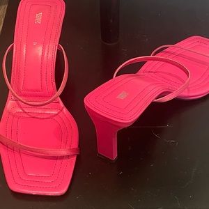 Cute Hot Pink Zara sandal 🔥